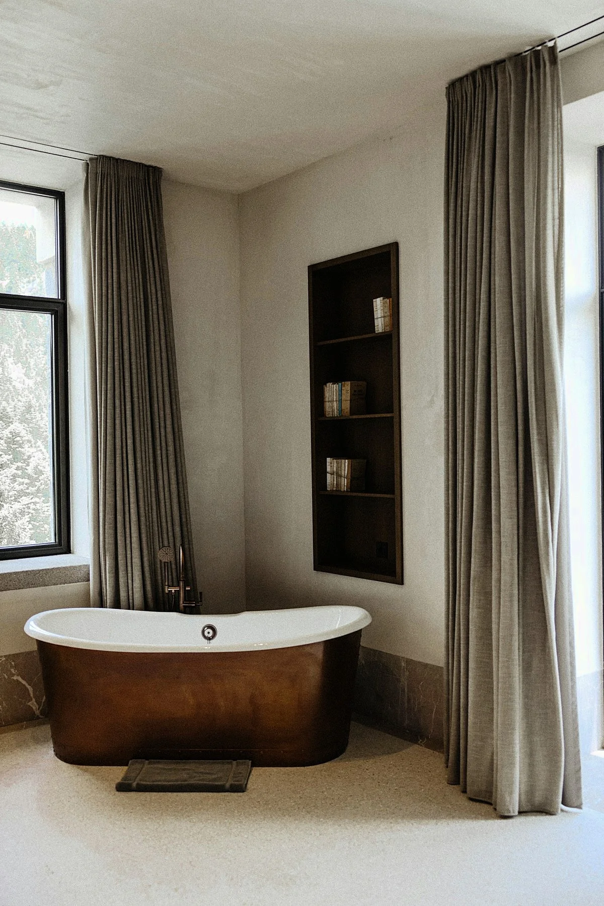 Diseño de baño Quiet Luxury en Algemesí